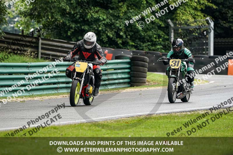 cadwell no limits trackday;cadwell park;cadwell park photographs;cadwell trackday photographs;enduro digital images;event digital images;eventdigitalimages;no limits trackdays;peter wileman photography;racing digital images;trackday digital images;trackday photos